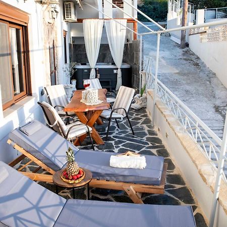 Kleopatra Deluxe Apartment With Jacuzzi カミラリ エクステリア 写真