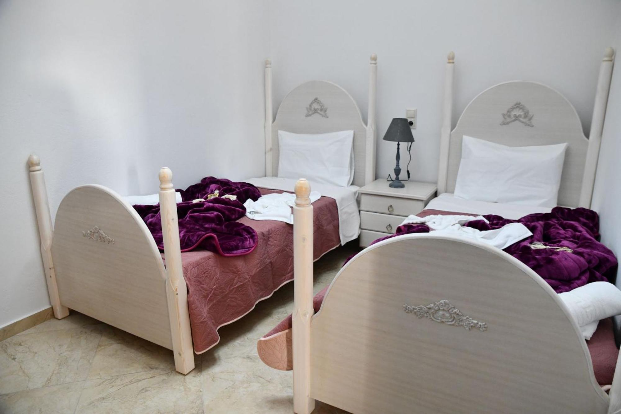 Kleopatra Deluxe Apartment With Jacuzzi カミラリ エクステリア 写真