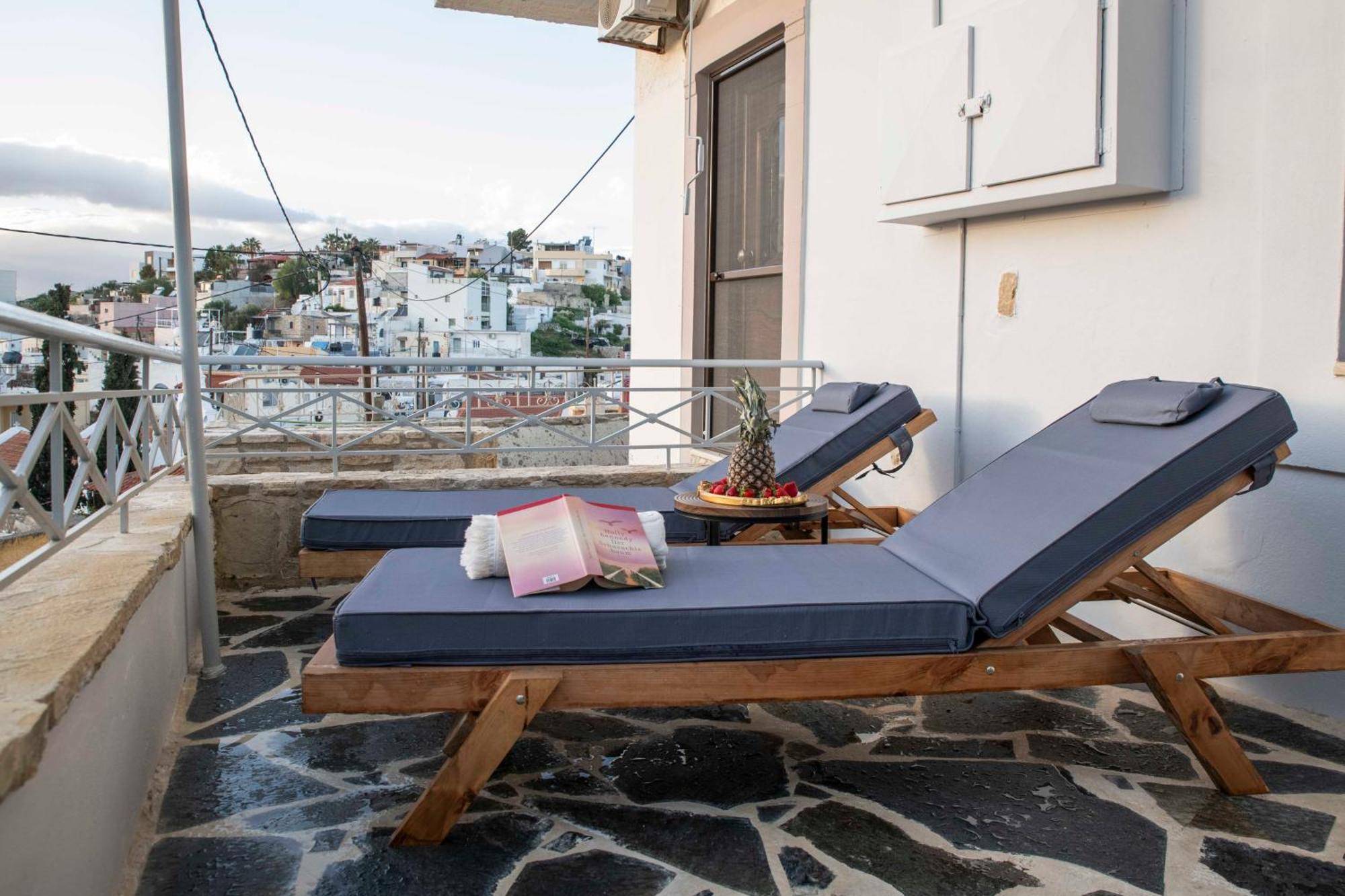 Kleopatra Deluxe Apartment With Jacuzzi カミラリ エクステリア 写真
